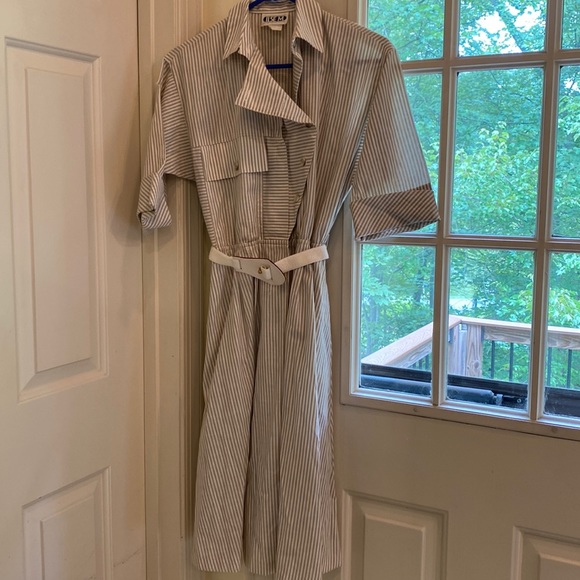 Vintage 80s Shirtwaist Dress - Picture 1 of 6